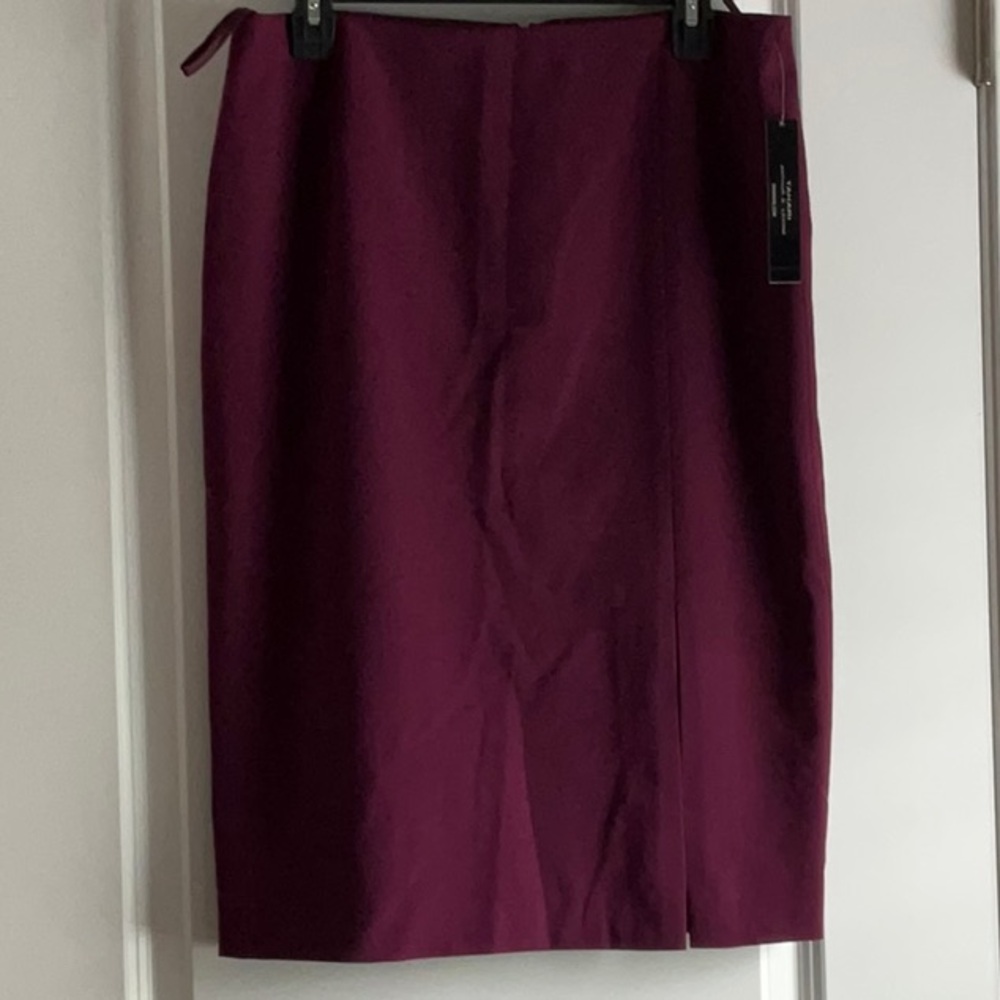 Tahari Knee-Length Pencil Skirt